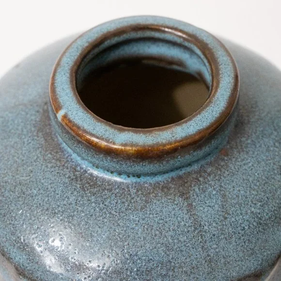 West Elm Pottery Ceramic Flower Vase Round Blue Beige Glazed 7" MCM Boho Decor - Picture 6 of 9